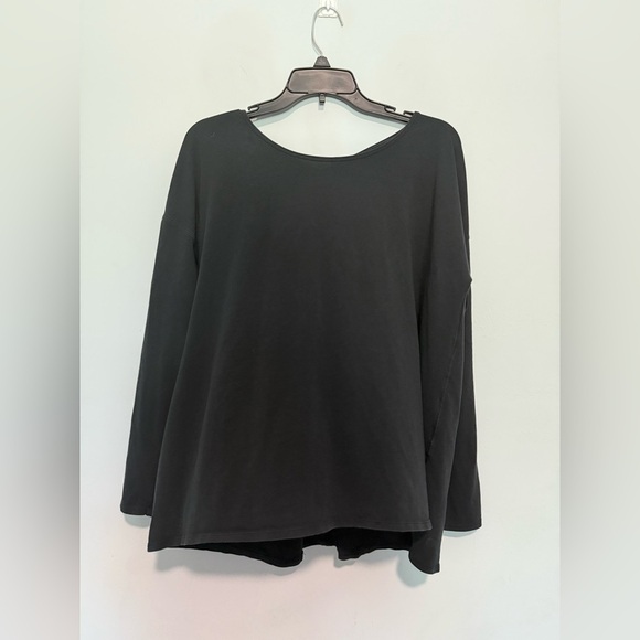 Lululemon Womens Long Sleeve Black Shirt Cross Back (Pit- to pit 22'') - Picture 1 of 3